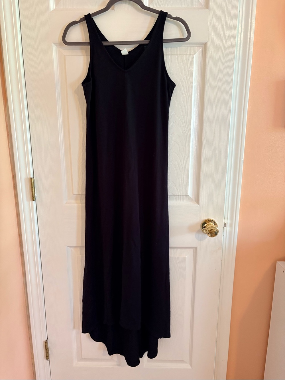 Black V-Neck Sleeveless Maxi Dress - Casual Essential